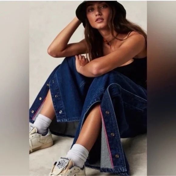 Anthropologie Blue Wide Leg Jeans - Picture 3 of 16